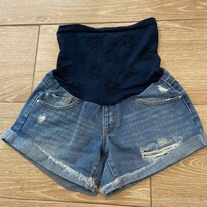 XS Jessica Simpson Maternity Short